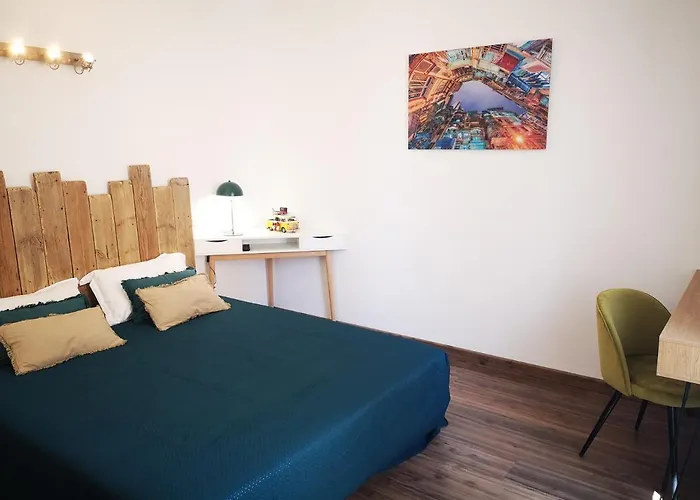 Apartment T3 De 140m2 Pour 7 Pers- Extra Centre - A 5 Min A Pied Des Plages - Classe 5 Etoiles - Casa Di Artisti